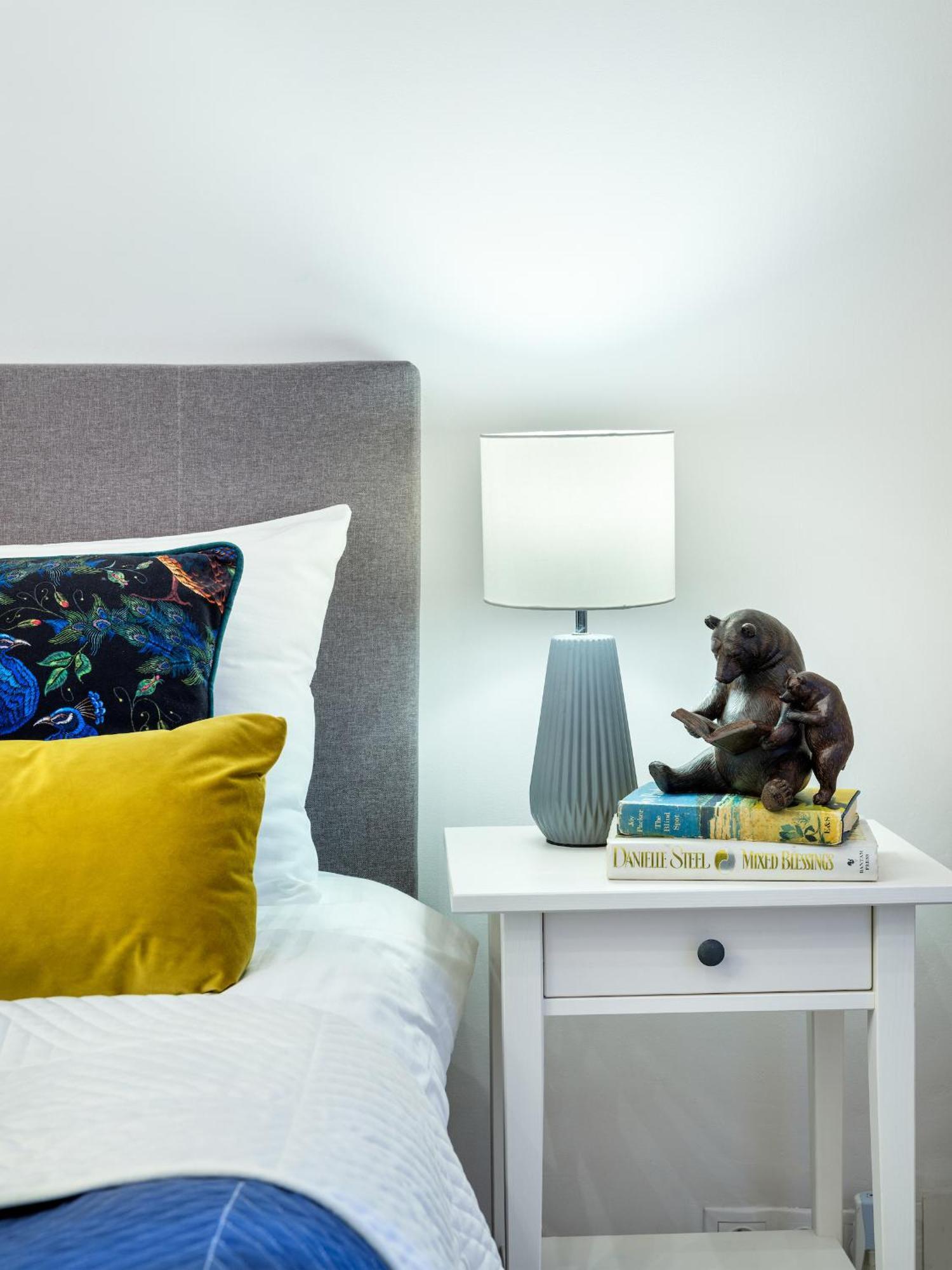 Bluebird Old Town & Wawel Hill By Vistula River - By Homelike Apartment *