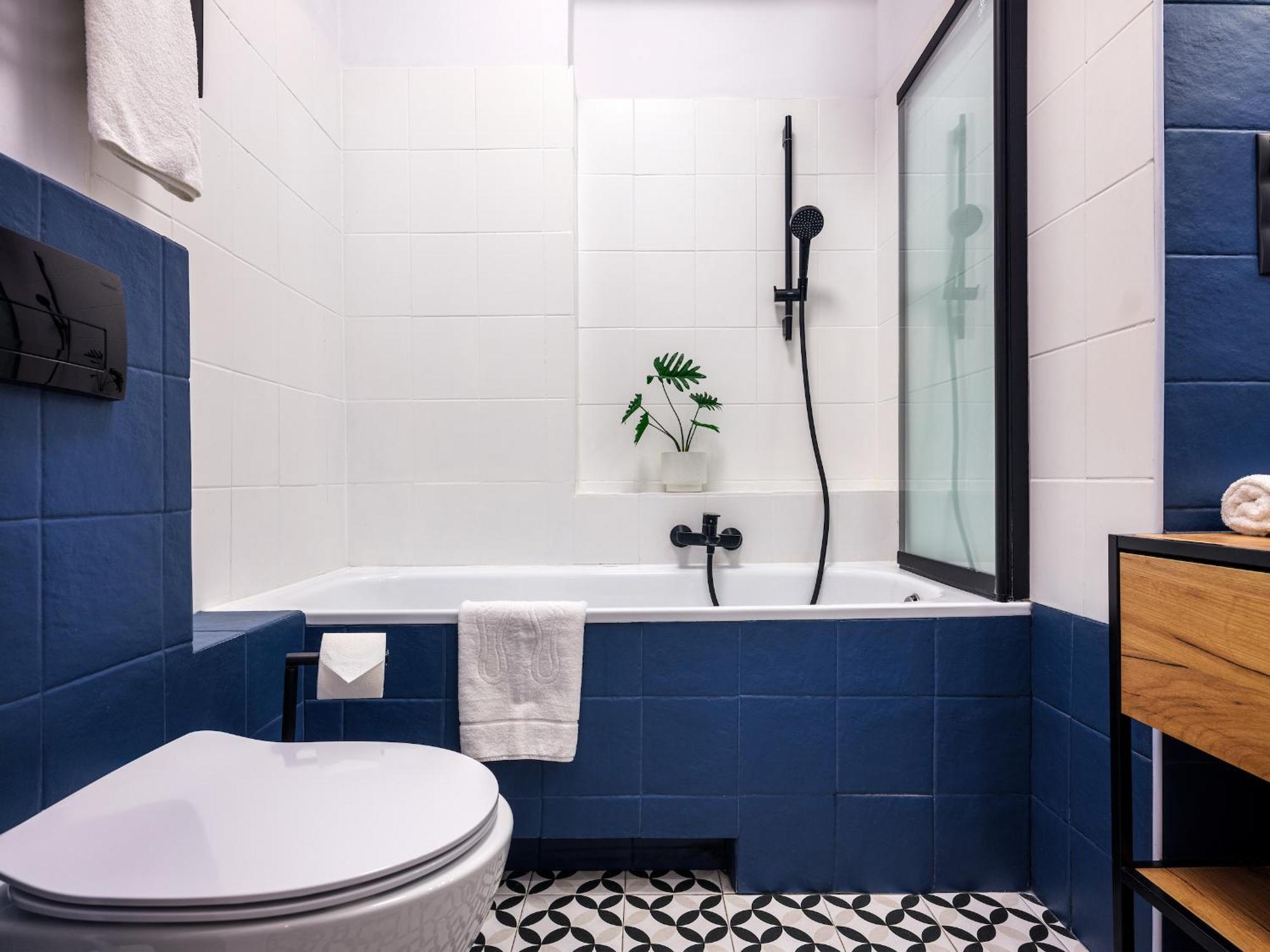 Apartment Bluebird Old Town & Wawel Hill By Vistula River - By Homelike Krakau